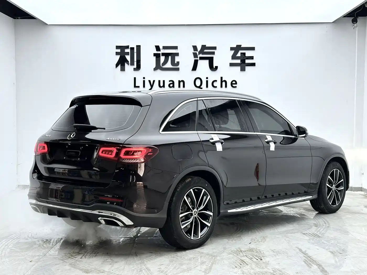 Mercedes-Benz GLC 2022 Facelift GLC 260 L 4MATIC Luxury Model фото 16