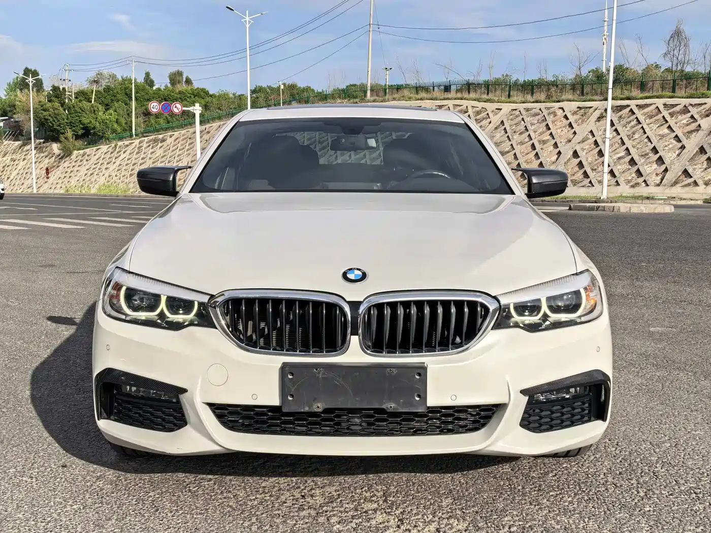 BMW 5 Series 2019 525Li M Sport Package фото 2