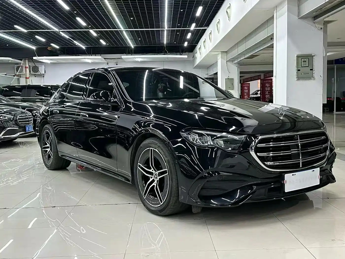 MERCEDES-BENZ E-CLASS (IMPORTED)