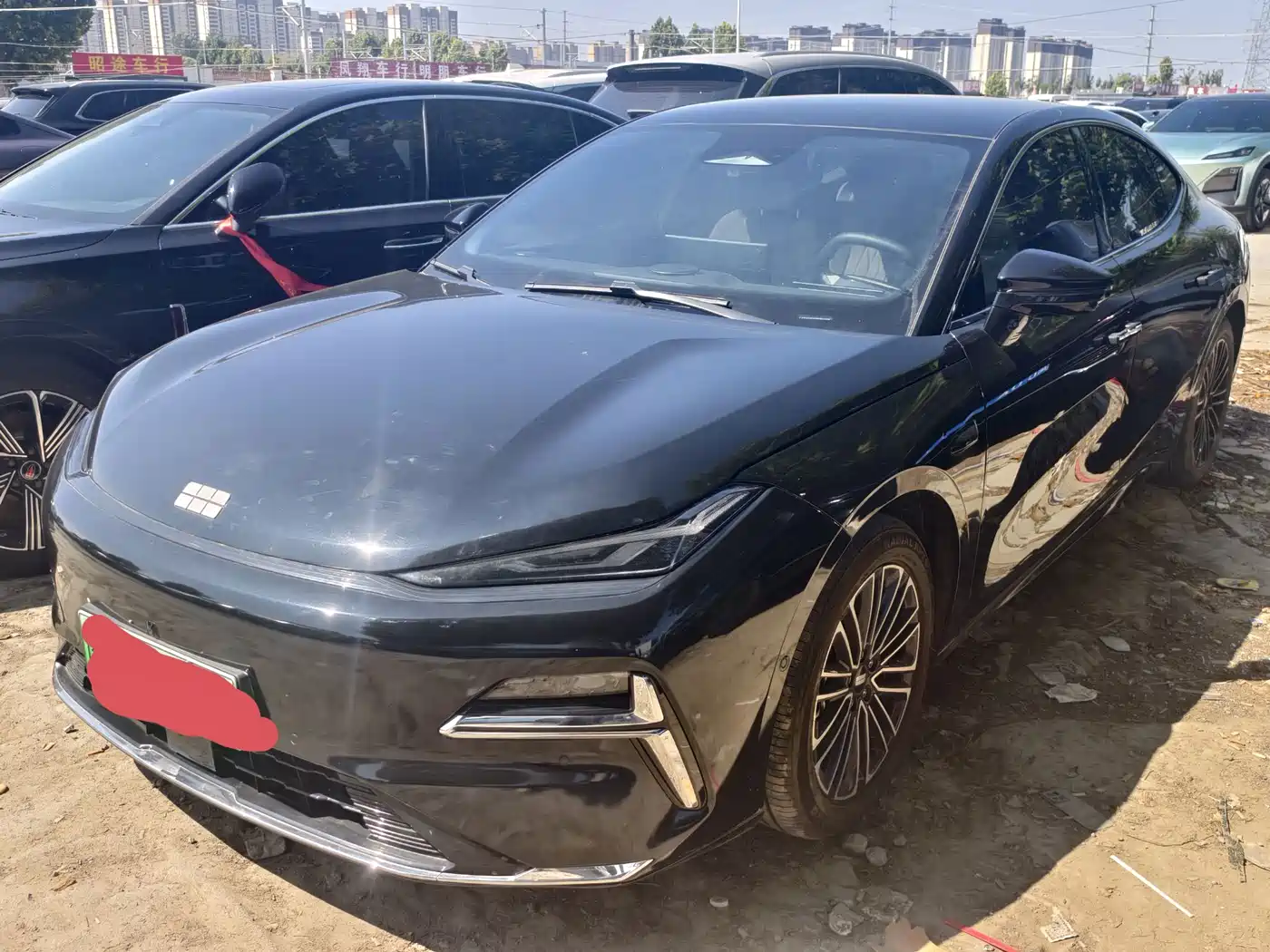 Geely Galaxy Galaxy Xingyao 8 2025 2025 130km EM-i Premium Edition