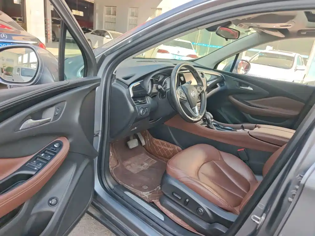 Фото 16 - Buick Envision Plus