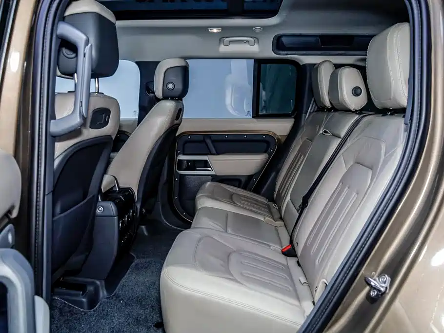 Land Rover Defender 2020 2020 Model 110 P400 HSE