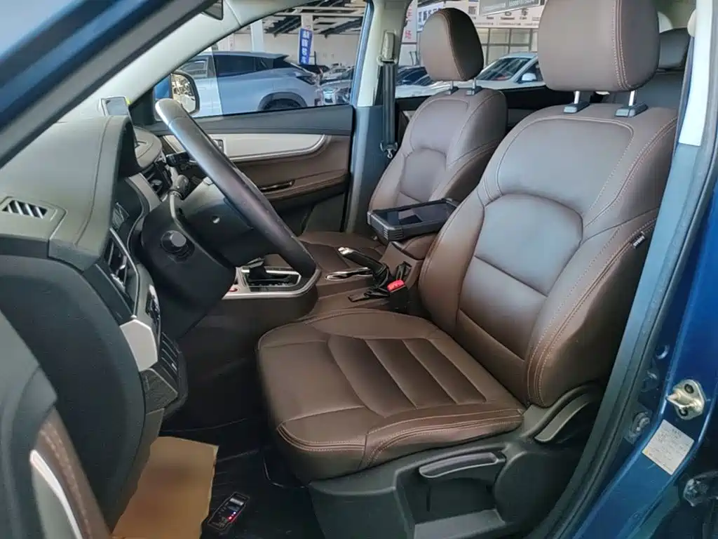 Dongfeng Fengxing Jingyi X5 2017 2017 Model 1.6L CVT Exclusive