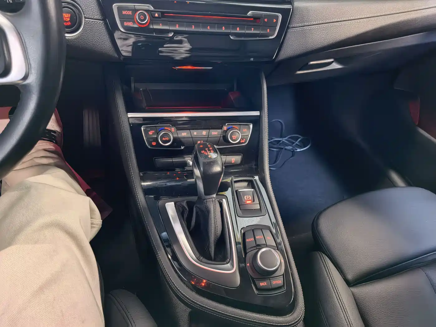 BMW 2 Series Tourer (Import) 2015 218i Sport Design Package фото 12