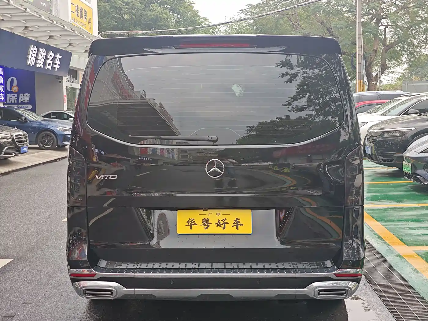 Mercedes-Benz Vito 2023 2.0T Elite 7-Seater фото 3