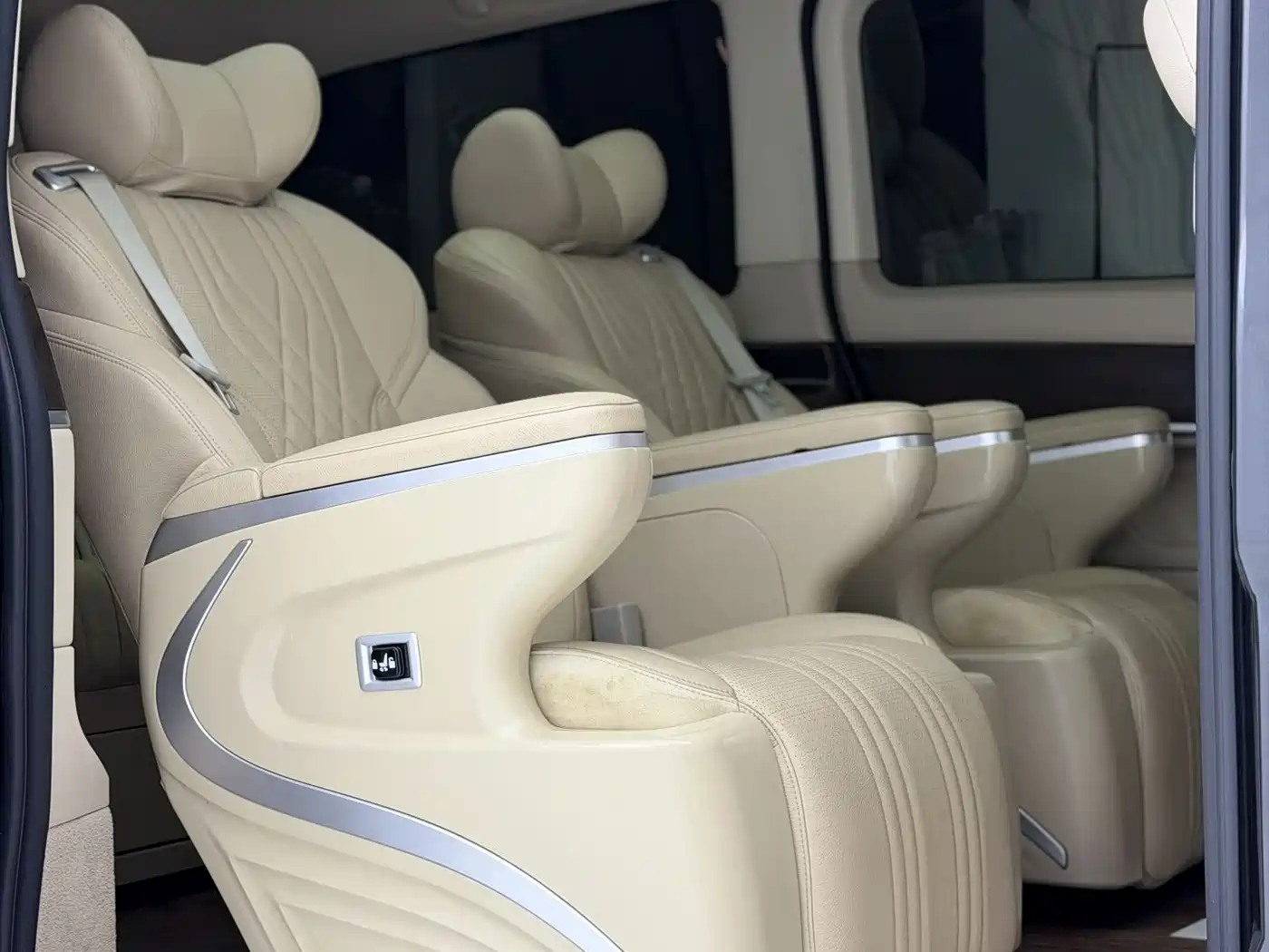 Mercedes-Benz V-Class 2021 V 260 Pilot Edition фото 14
