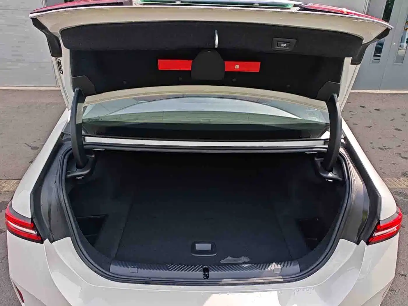 BMW i5 2026 2024 eDrive 35L M Sport Package