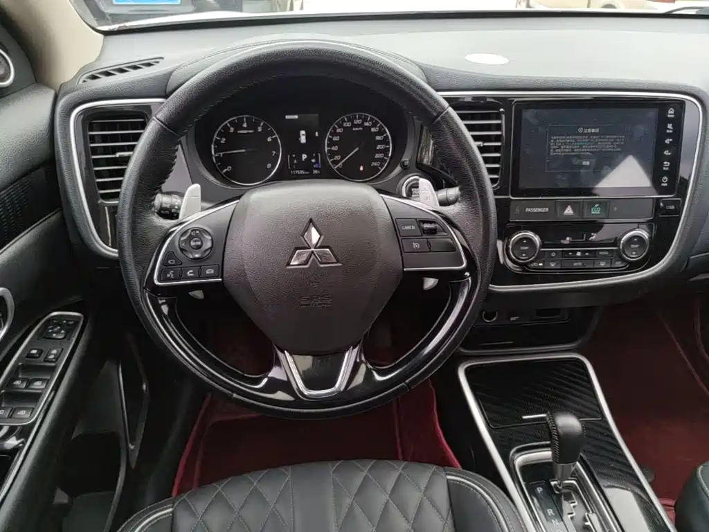 Mitsubishi Outlander 2022 2021 2.4L 4WD Yaodong Edition 5-seater