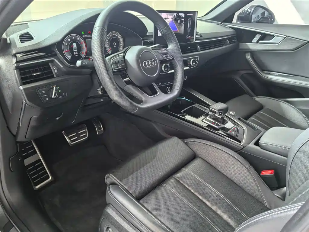 Audi A4L 2024 40 TFSI Luxury Dynamic фото 17
