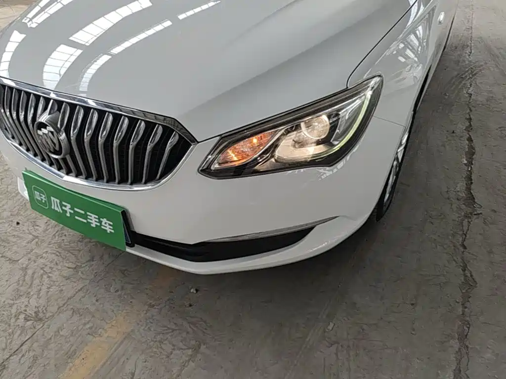 Фото 24 - Buick Excelle