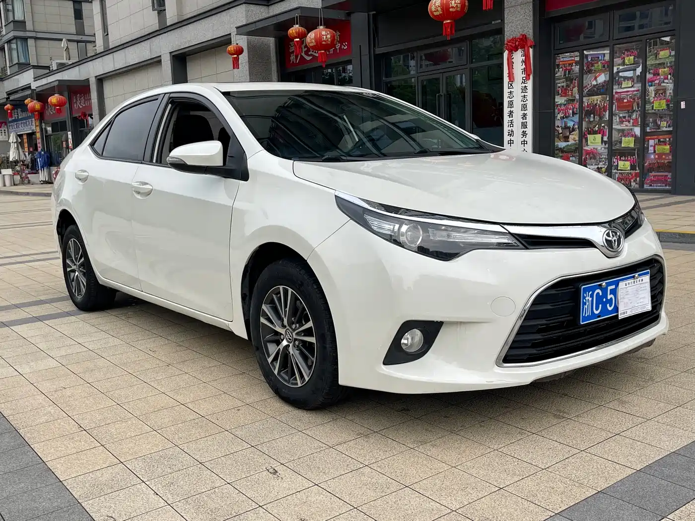 Toyota Levin 2016 1.6G CVT Elite Edition фото 3