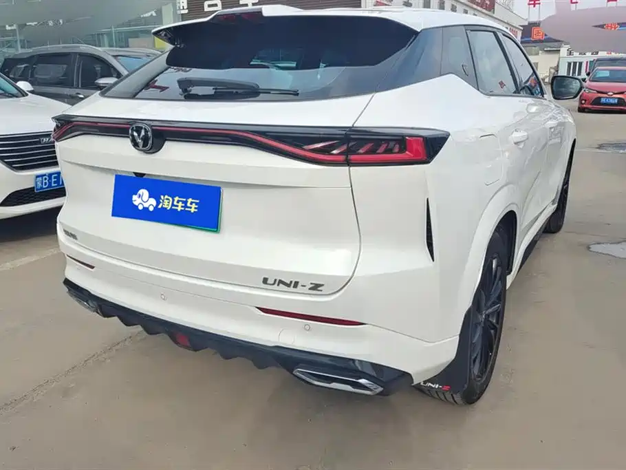 CHANGAN UNI Z NEW ENERGY