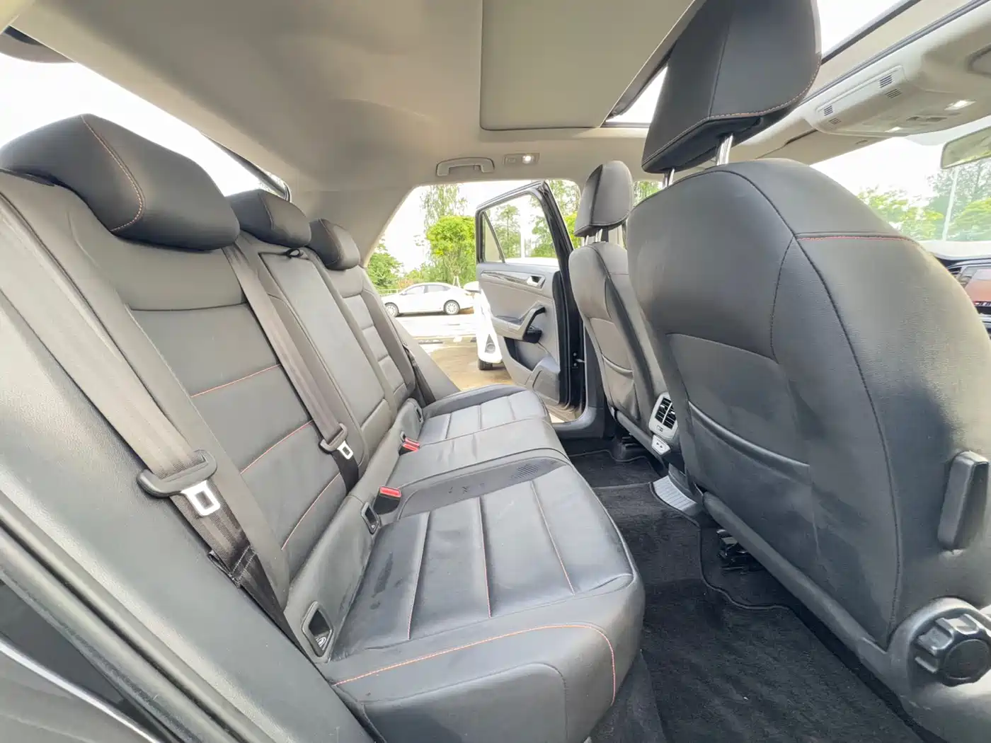 Volkswagen T-ROC 2022 280TSI DSG 2WD Comfort PLUS фото 9