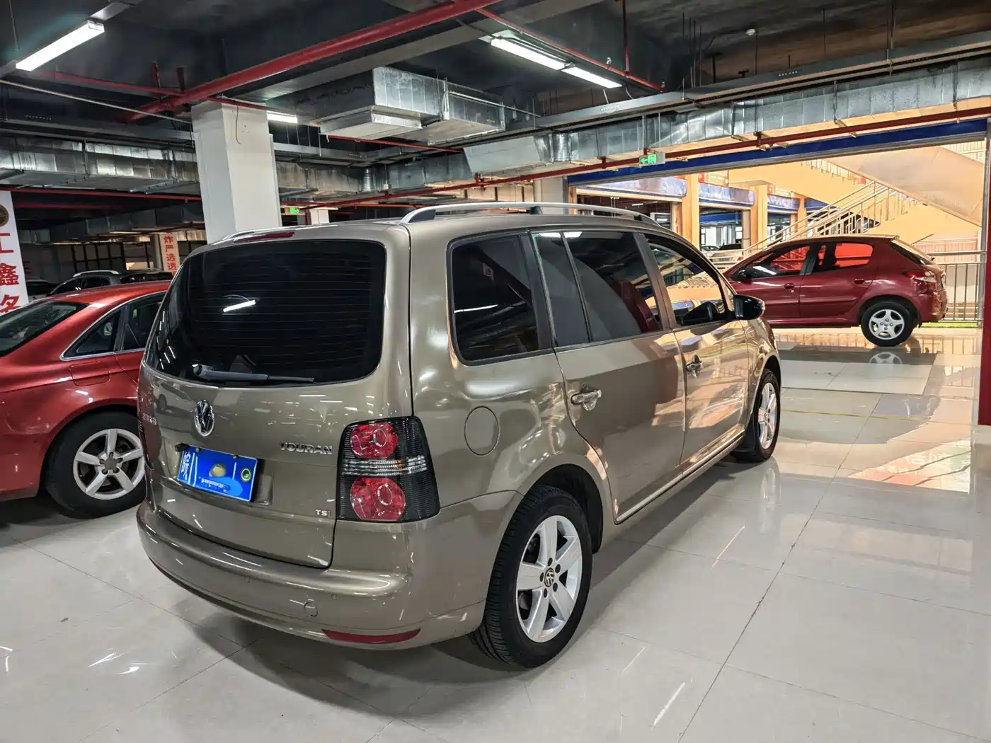 Volkswagen Touran 2015 1.4T DSG Comfort Edition 5-seater фото 10