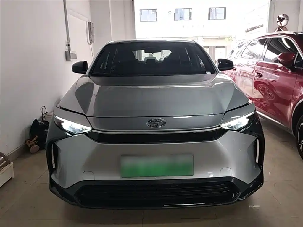 Toyota FAW Toyota bZ4X 2022 2WD Elite JOY Edition фото 3