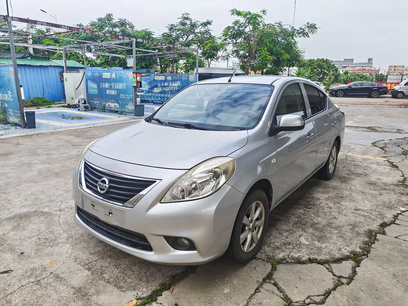 Nissan Sunny 2013 2011 1.5XE CVT Comfort Edition