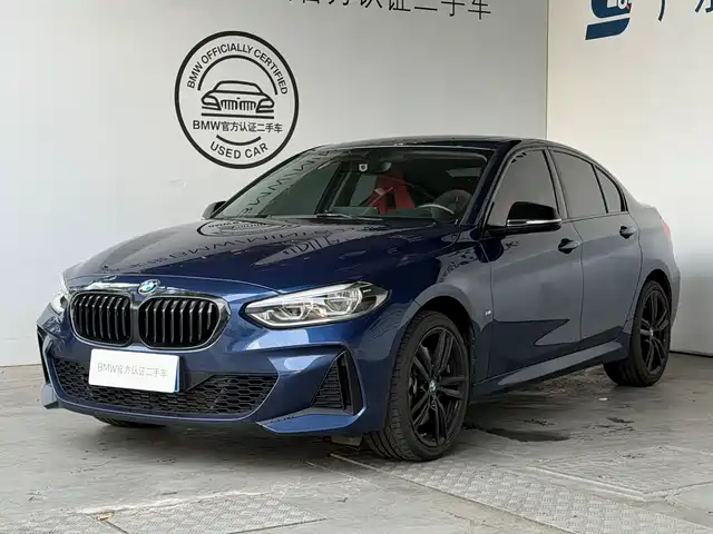 BMW 1 Series 2022 125i M Sport Shadow Edition — фото 1