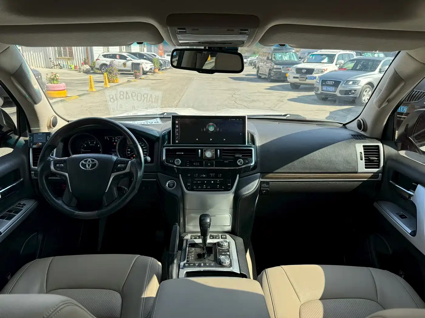 Toyota Land Cruiser 2012 2010 Model 4.7L Automatic VX