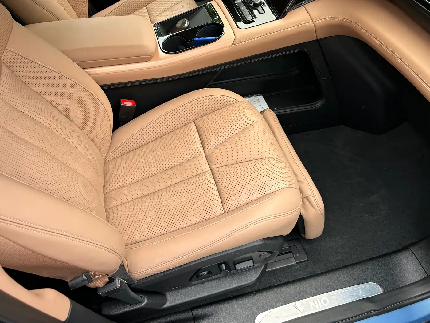 NIO ES8 2018 2018 Founder Edition