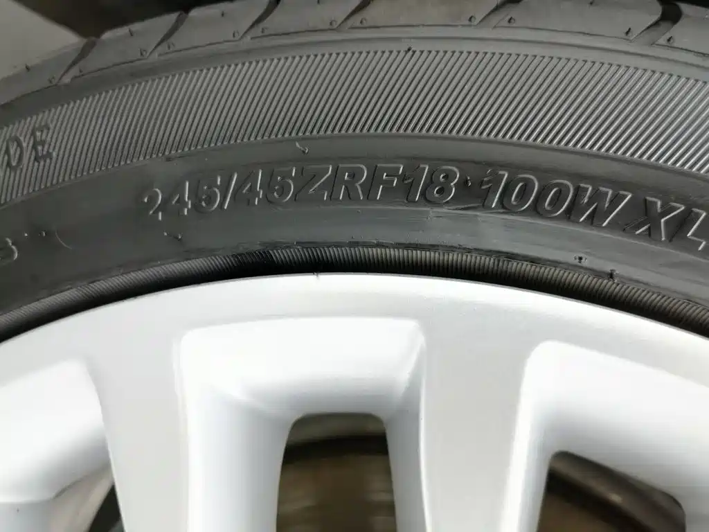 Photo 24 - BMW 5 Series