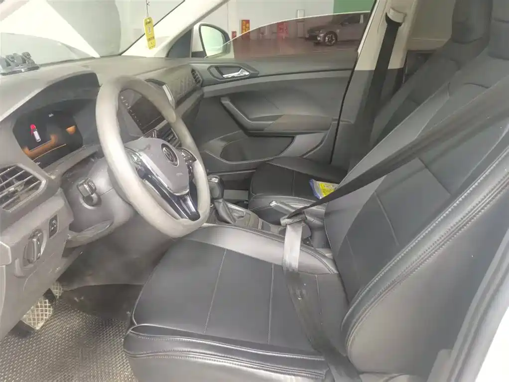 VOLKSWAGEN TU KAI