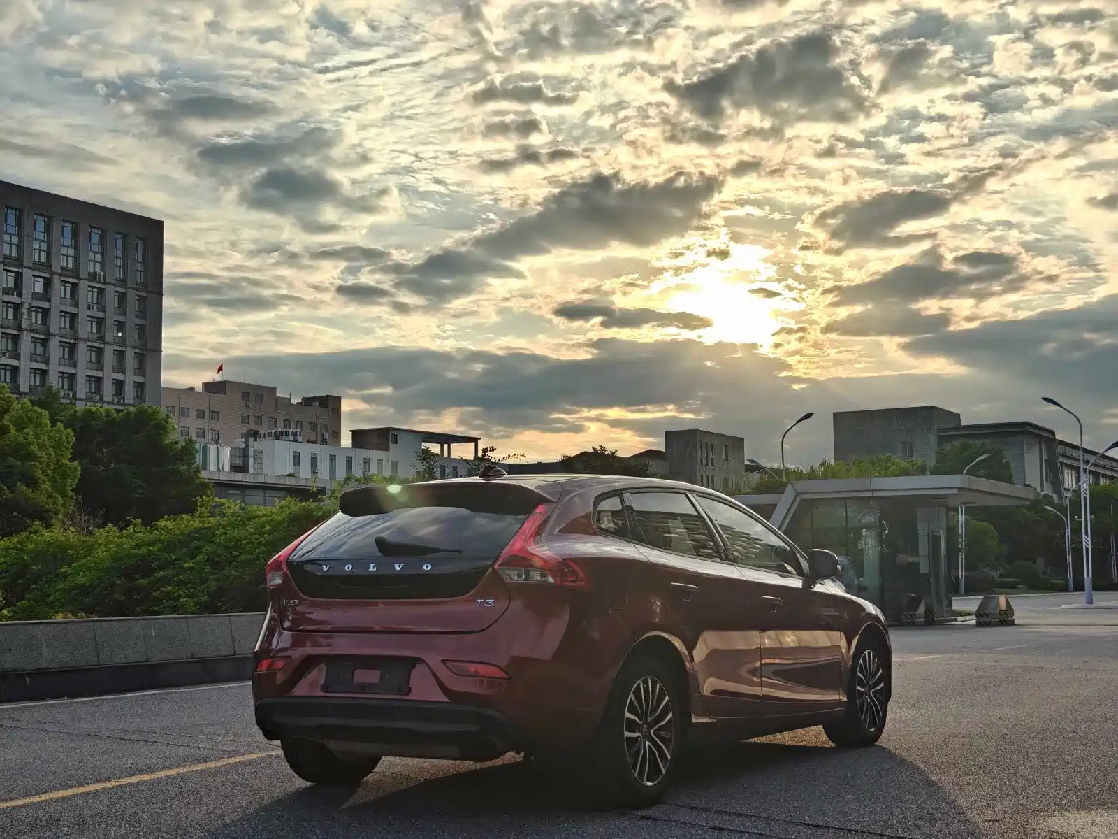 Фото 9 - Volvo V40