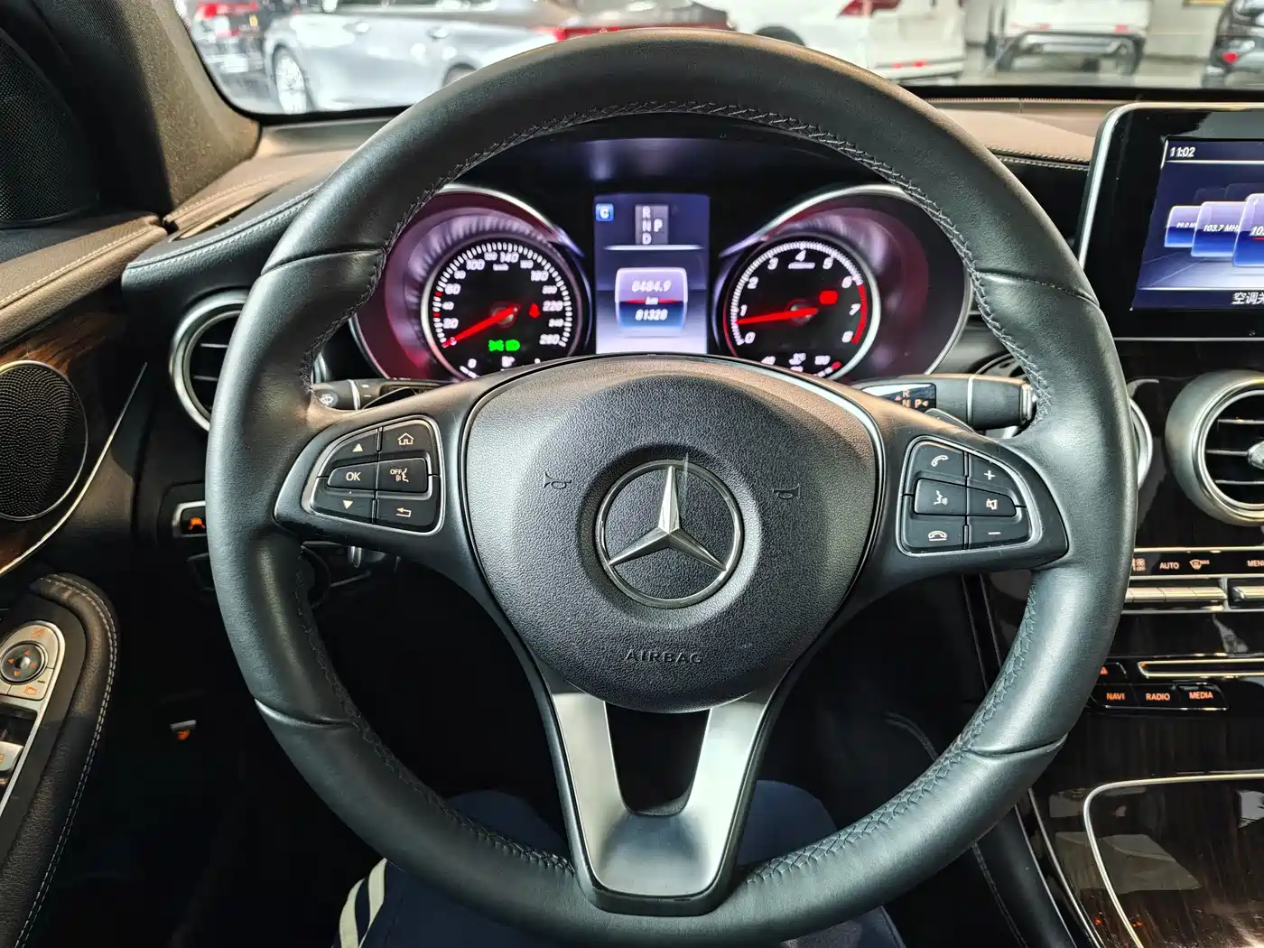 Mercedes-Benz GLC 2016 GLC 260 4MATIC Luxury фото 9