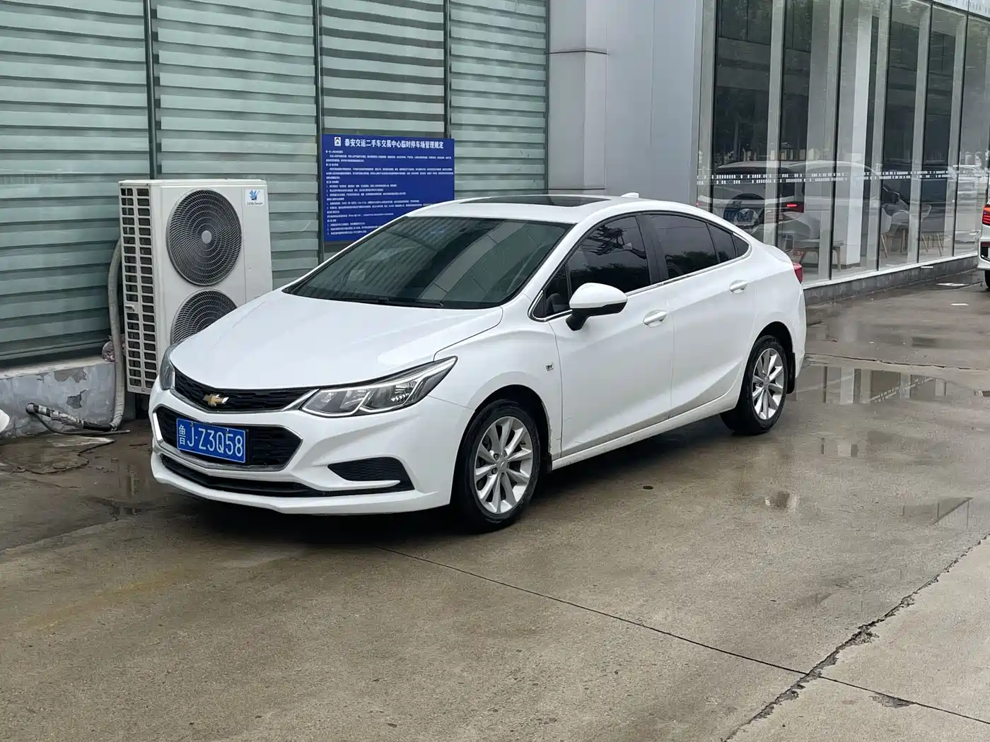 Chevrolet Cruze 2017 1.5L Automatic Pioneer Sunroof