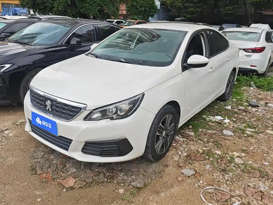 PEUGEOT 308