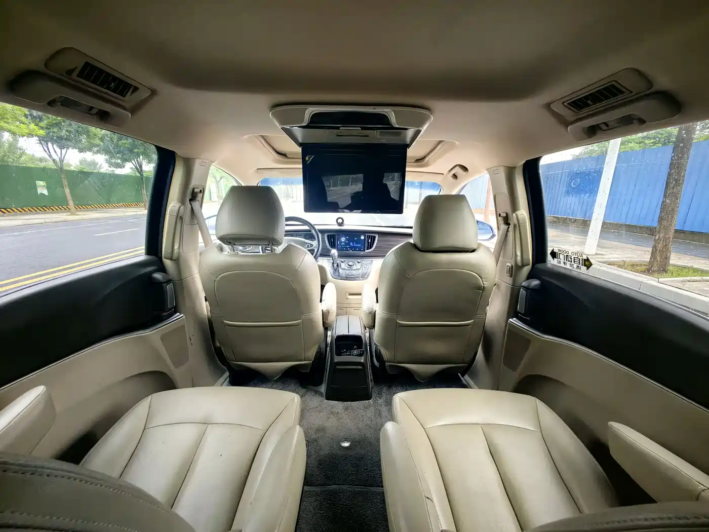 Buick GL8 2011 3.0L GT Luxury Business Elegance Edition фото 9