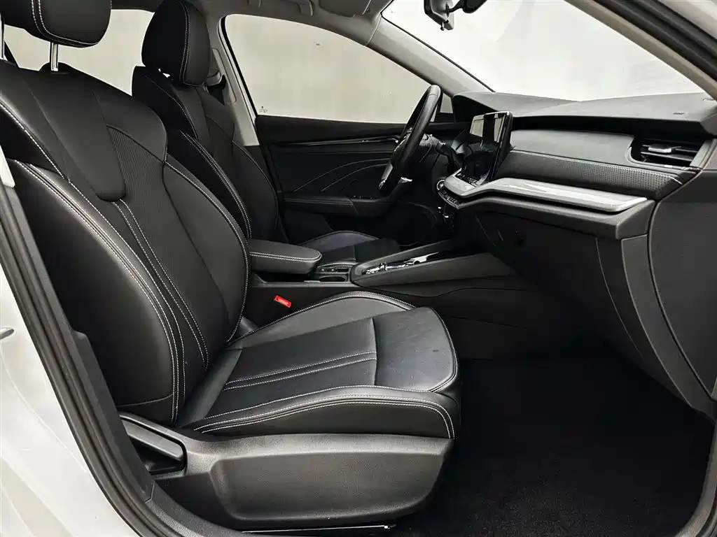 Škoda Octavia 2024 2023 PRO TSI280 Premium Edition
