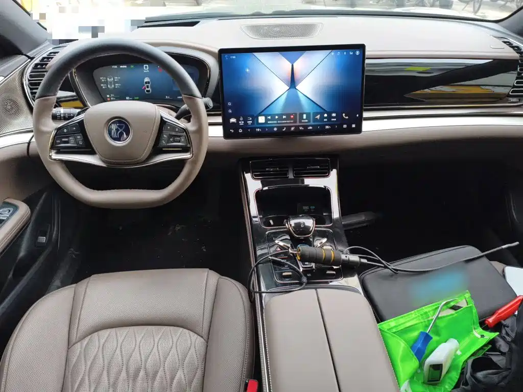 BYD Han 2025 2025 DM-i Smart Driving Edition 125KM LiDAR Flagship