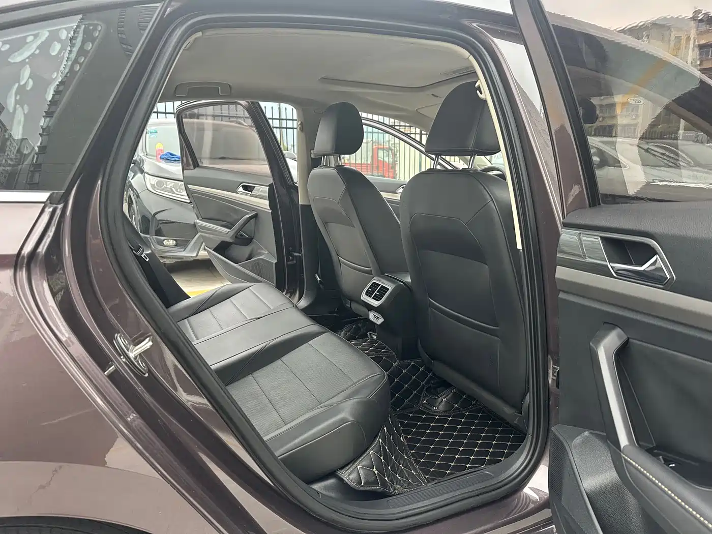 Volkswagen Lavida 2018 1.5L Automatic Comfort Version China V фото 8