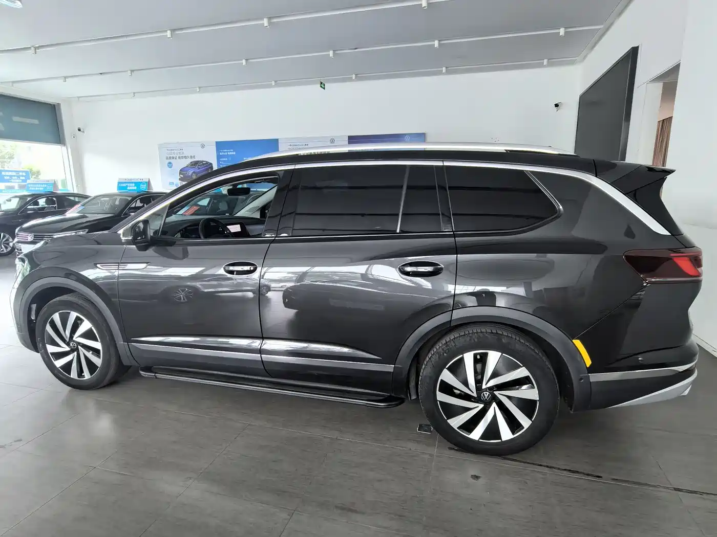 Volkswagen Talagon 2022 380TSI 4WD Luxury Premium Pro Edition 7-Seater фото 8