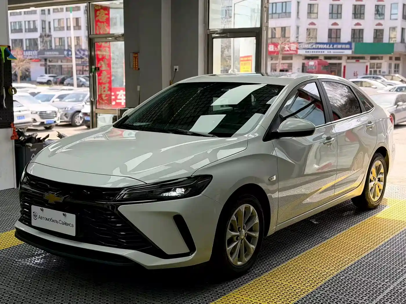 CHEVROLET CRUZE