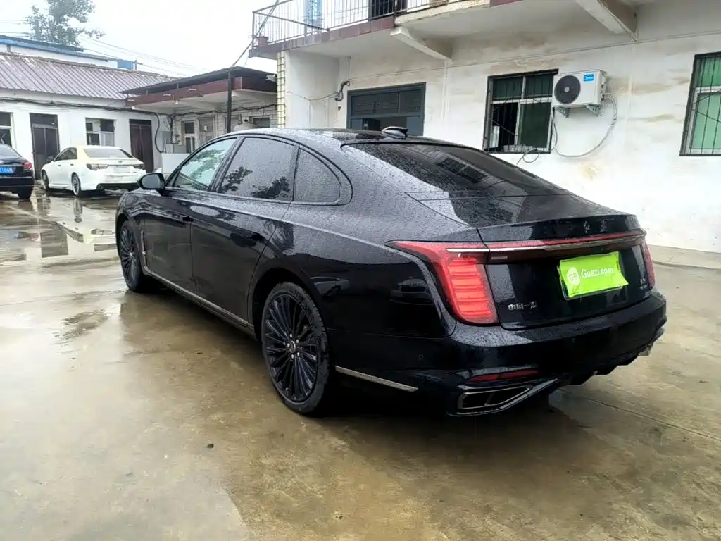 Hongqi H9 2025 2025 2.0T 2WD Qi Chang Private Style Edition 5-seater