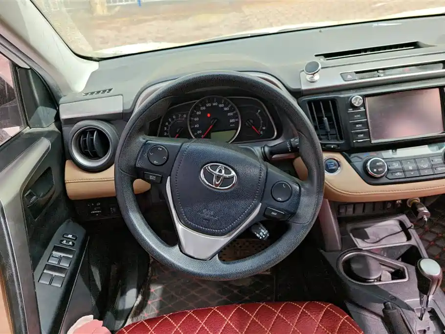 TOYOTA RAV4 RONGFANG