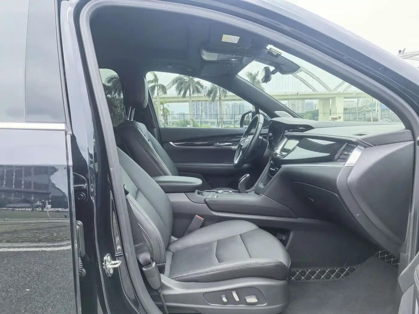 Cadillac XT6 2022 2022 2.0T 6-Seater 4WD Luxury Edition