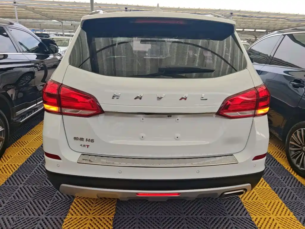Фото 6 - Haval H6
