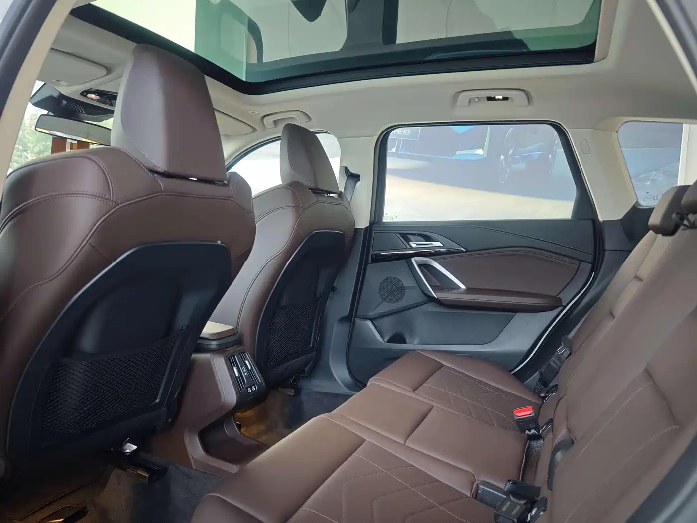 BMW X1 2023 sDrive20Li X Design Package фото 13