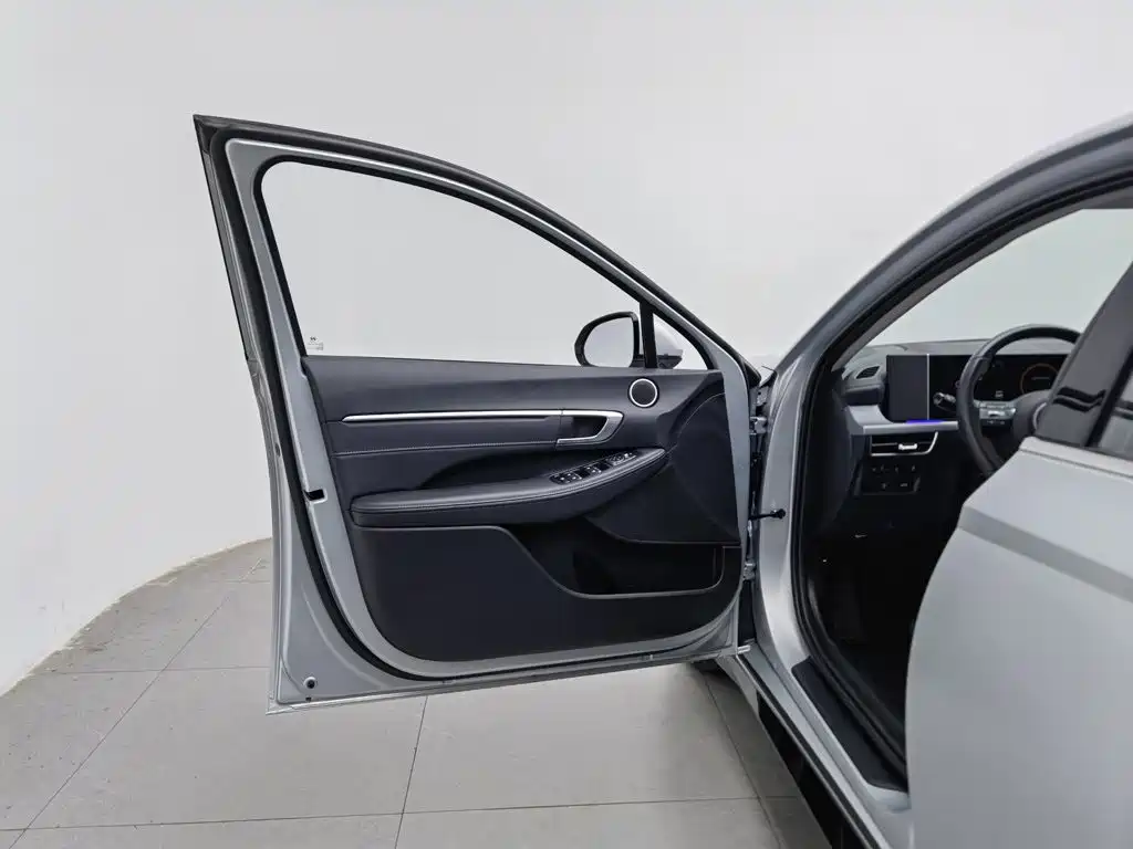 Hyundai Sonata 2025 2024 1.5T Pro