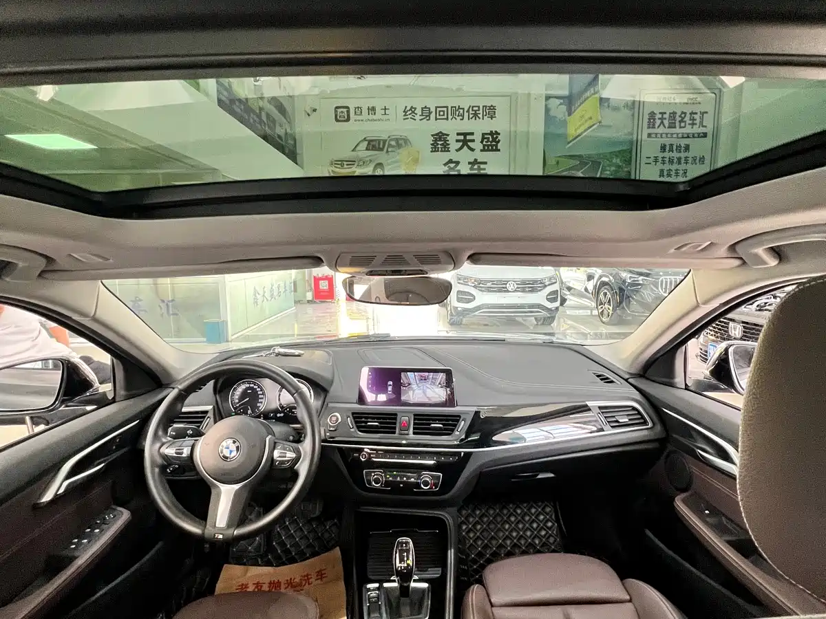 BMW 1 Series 2020 Model 120i M Sport Package фото 13