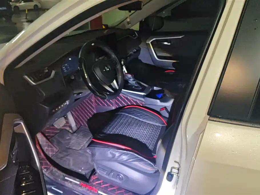 TOYOTA RAV4 RONGFANG