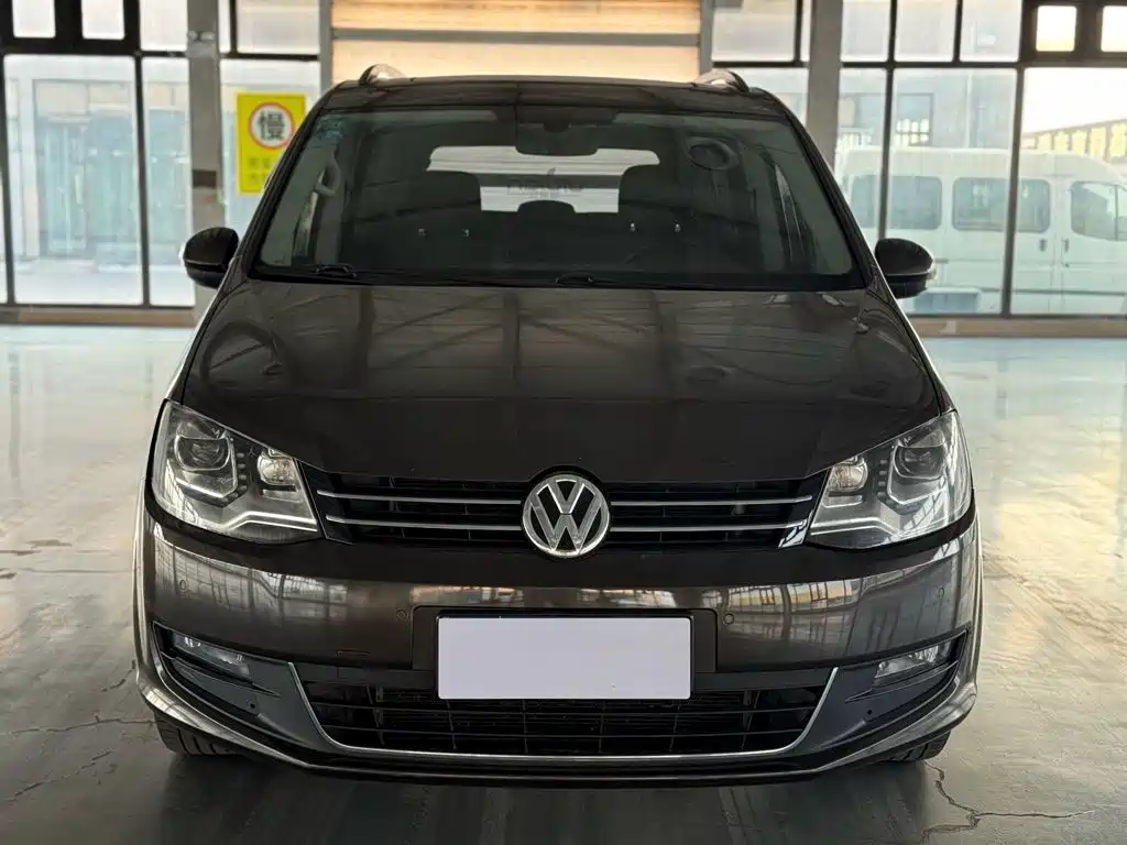 Фото 4 - Volkswagen Sharan