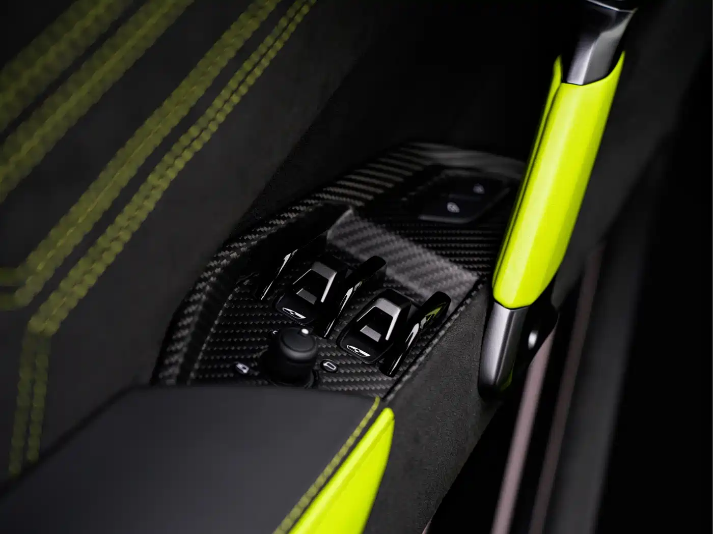 Lamborghini Revuelto 2023 6.5L PHEV Standard фото 39