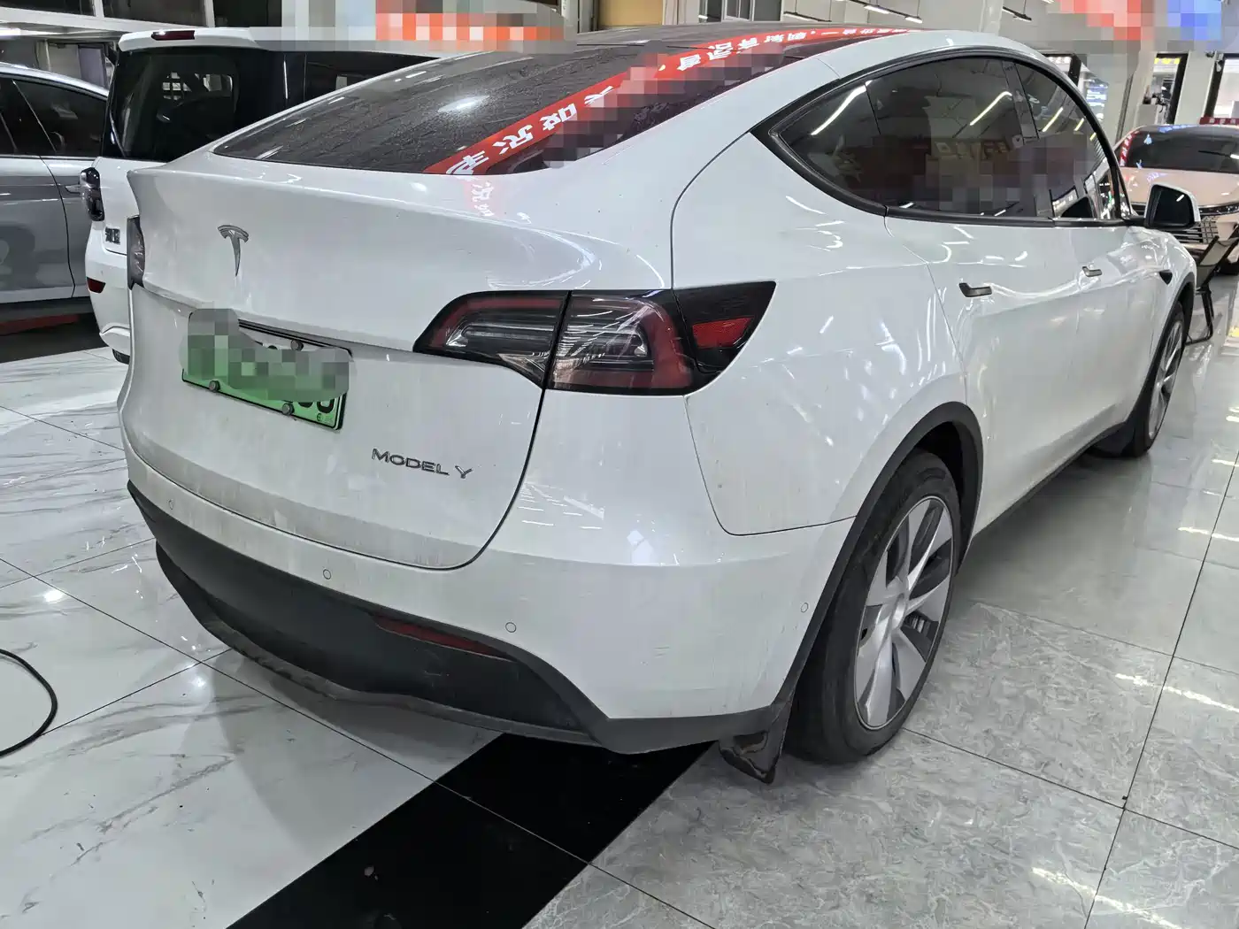Фото 6 - Tesla Model Y