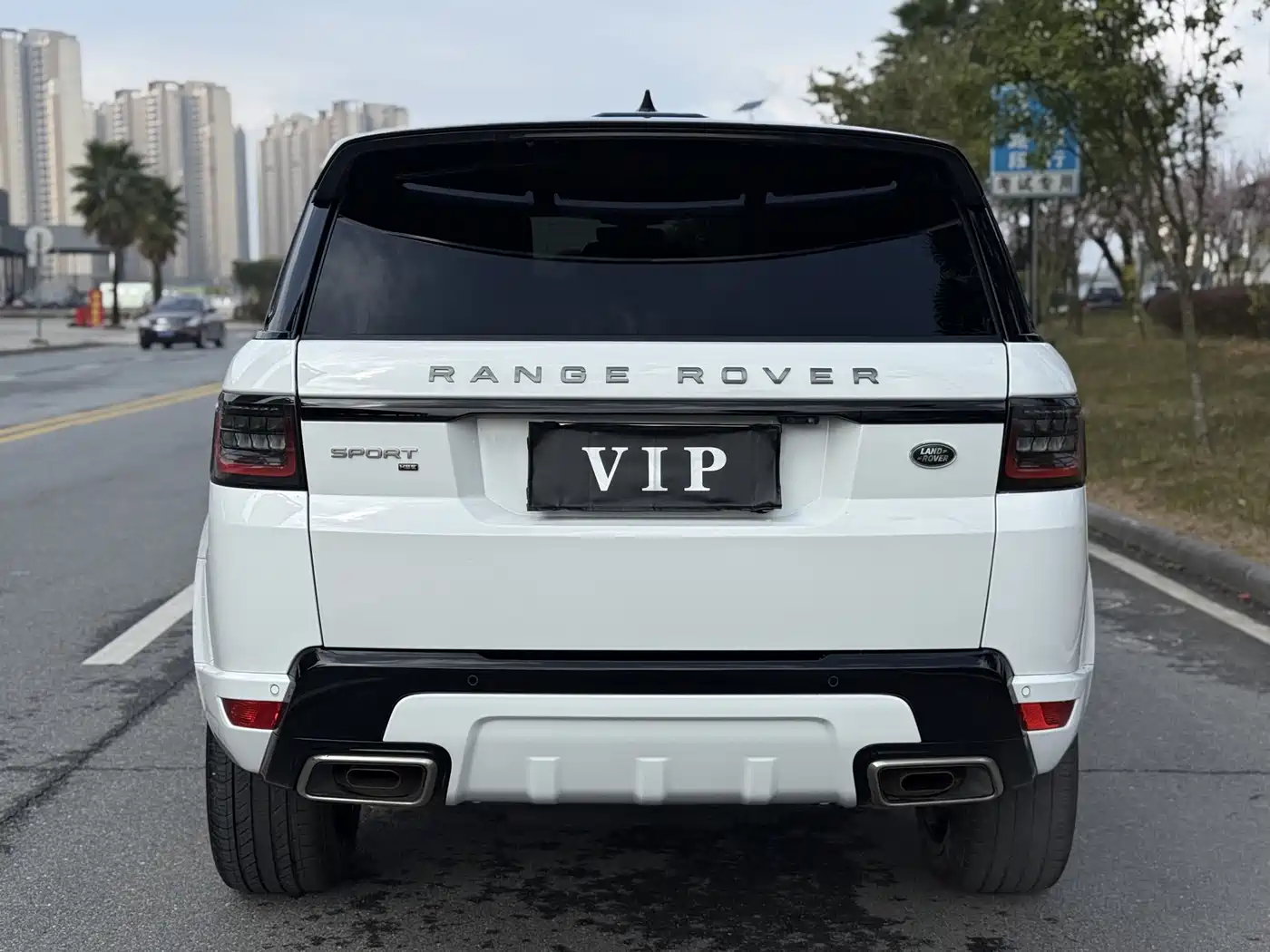 Land Rover Range Rover Sport 2020 3.0 L6 HSE DYNAMIC фото 4