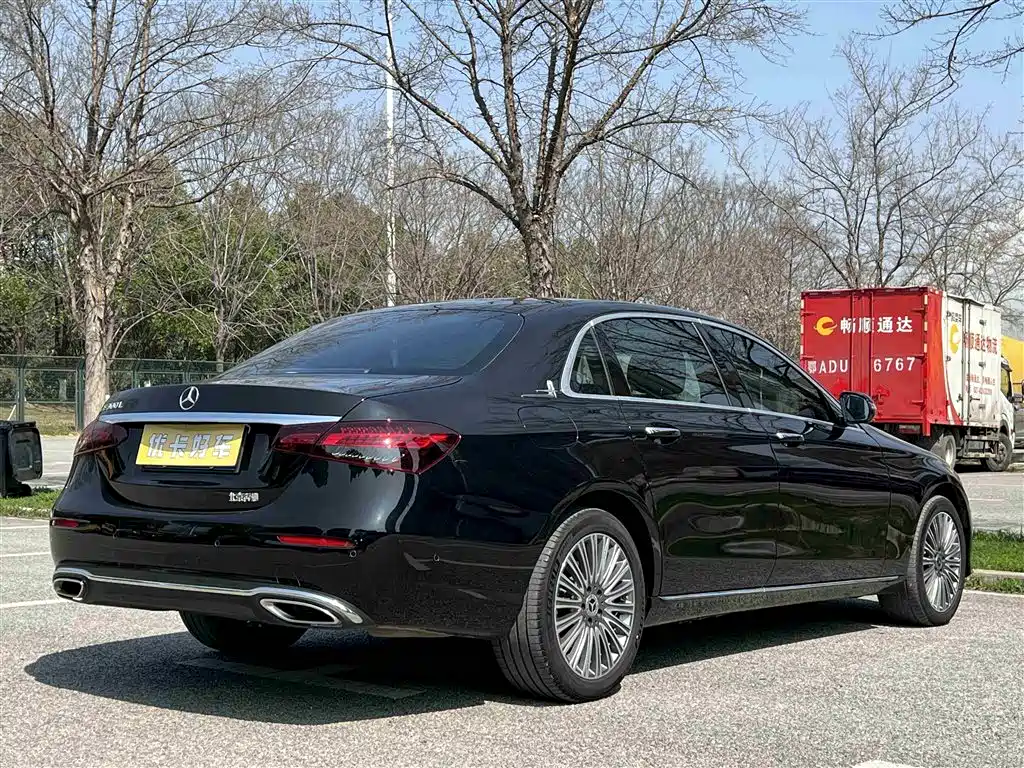 Mercedes-Benz E-Class 2021 E 300 L Fashion фото 6