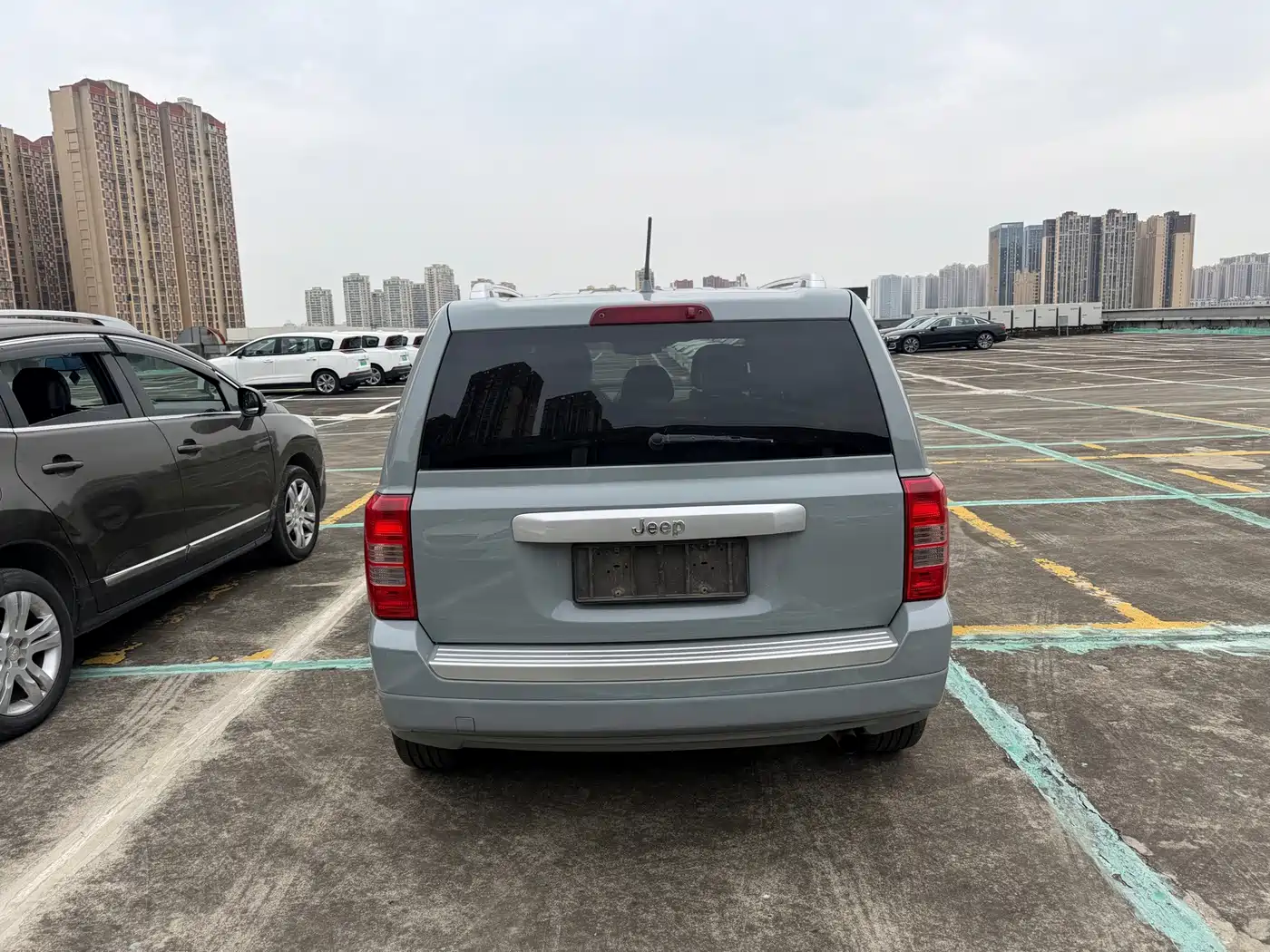 Jeep Patriot 2015 2014 2.4L Sport