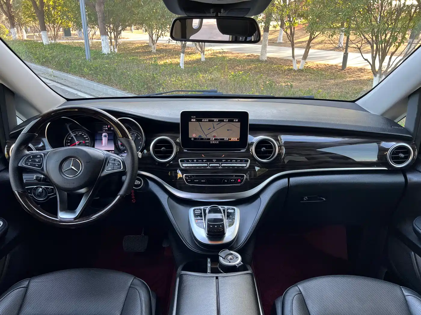 Mercedes-Benz V-Class 2018 V 260 Navigator Edition China VI фото 11